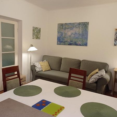 Zsuzsa Apartman Будапеща Екстериор снимка