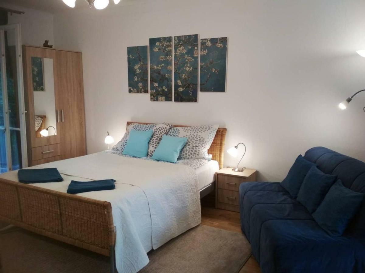 Zsuzsa Apartman Будапеща Екстериор снимка