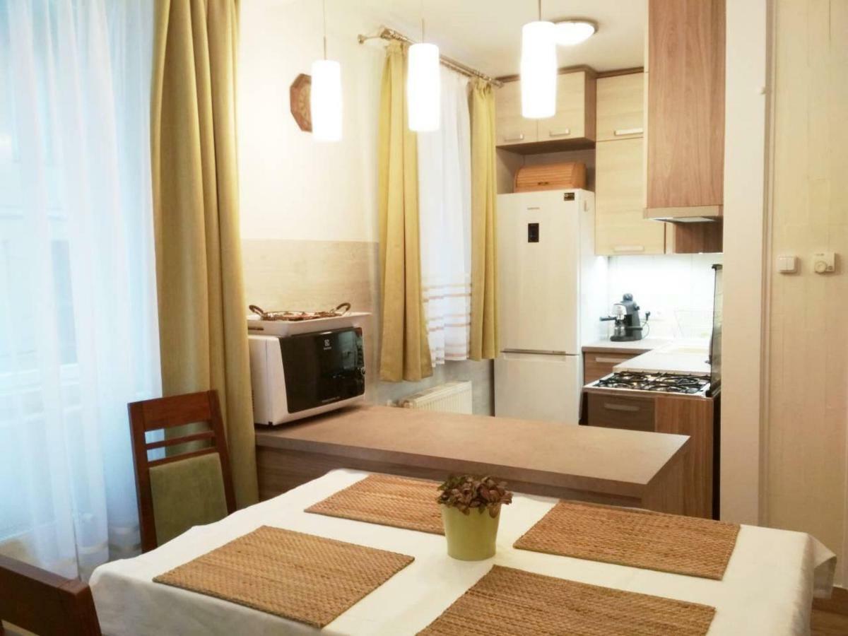 Zsuzsa Apartman Будапеща Екстериор снимка