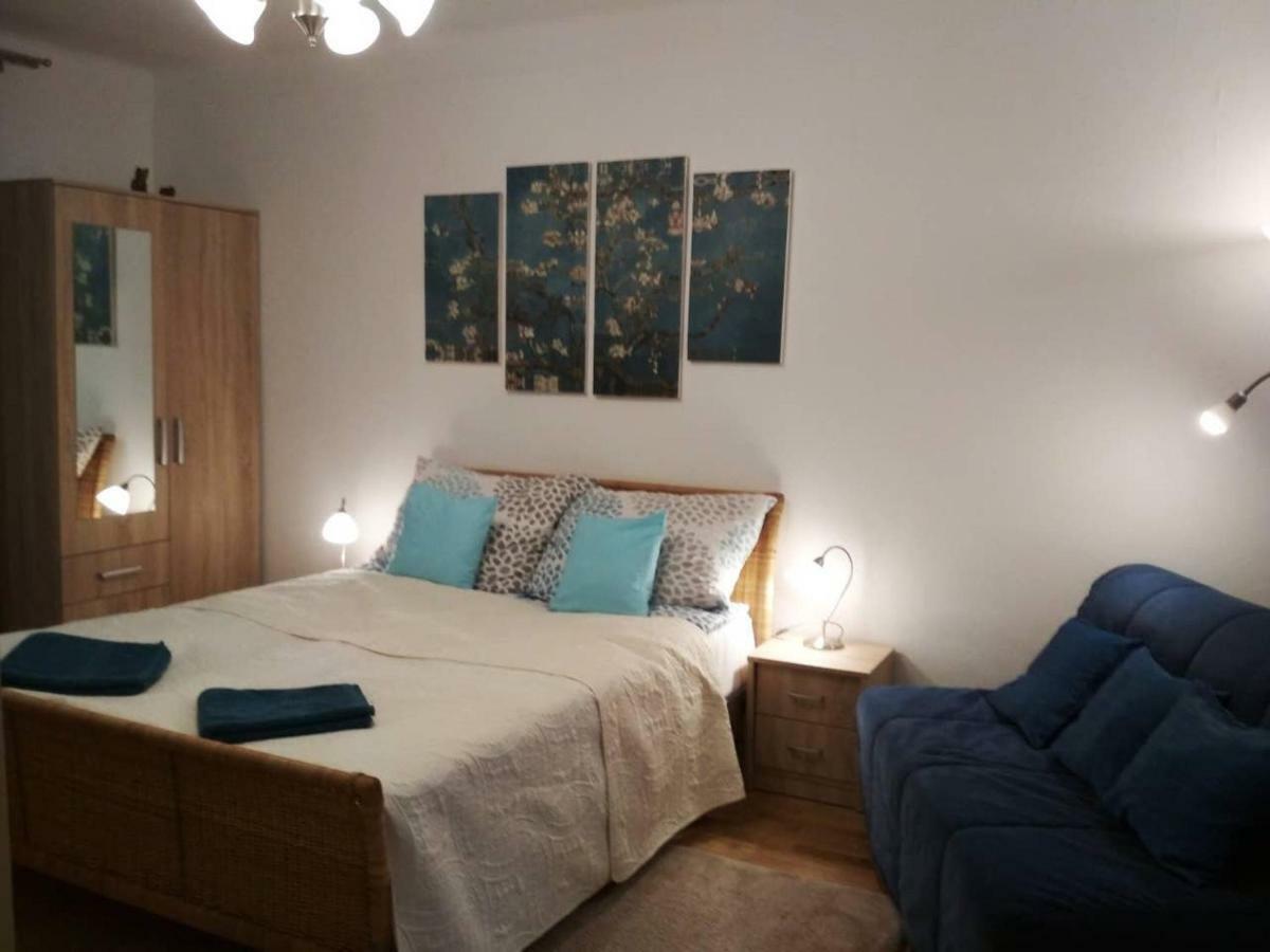Zsuzsa Apartman Будапеща Екстериор снимка