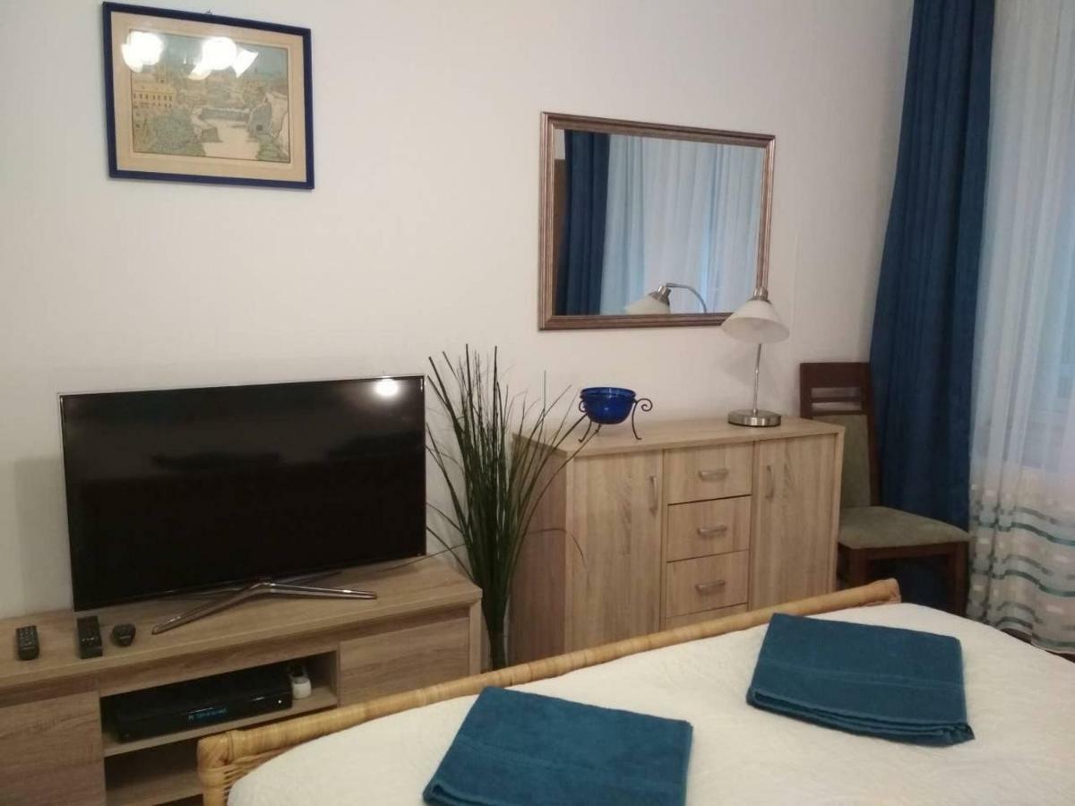 Zsuzsa Apartman Будапеща Екстериор снимка