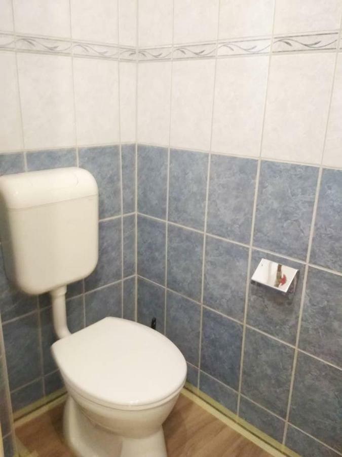 Zsuzsa Apartman Будапеща Екстериор снимка